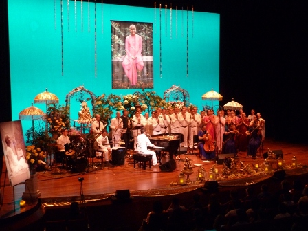 sri chinmoy 05.JPG